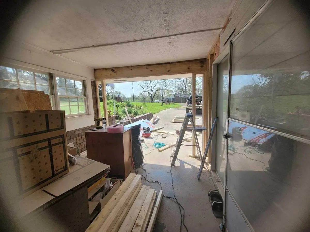 Air movers and dehumidifier for Water Mitigation Services in Iola